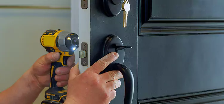 Commercial Door Lock Installation North Massapequa